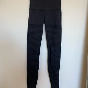 Lululemon Cross Mesh Leggings Size 4